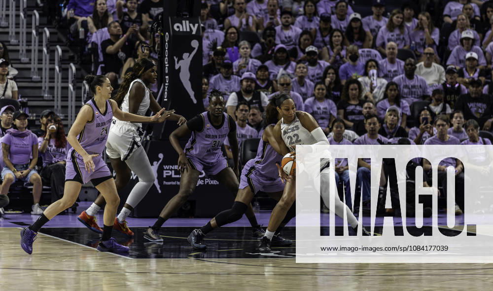 OCT 04 2026 San Francisco, CA U.S.A. Las Vegas Aces center A ja Wilson (22)battle for position in the paint during the WNBA, Basketball Damen, USA semifinals playoff game 1 western conference between the Las Vegas Aces and the Golden State Valkyries at the Chase Centers. CSM San Francisco USA - ZUMAc04_ 20261004_zma_c04_459