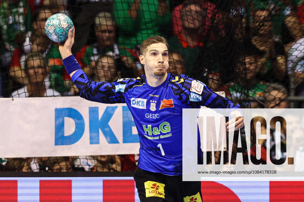 Goalkeeper Dominik Kuzmanovic, SC Magdeburg, 1st Handball Bundesliga, 2026–2027 season, SC Magdeburg vs. HC Erlangen at the GETEC Arena in Magdeburg; single frame, action, handball, Germany