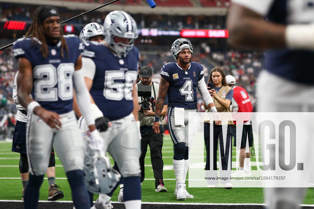 HOUSTON, TX - OCTOBER 04: Quarterback Dak Prescott 4 of the Dallas Cowboys walks off the field after warmups ahead of the NFL, American Football Herren, USA football game between the Houston Texans and Dallas Cowboys on October 4, 2026, at Reliant Stadium in Houston, TX. (Photo by David Buono Icon Sportswire) NFL: OCT 04 Cowboys at Texans Icon241004098