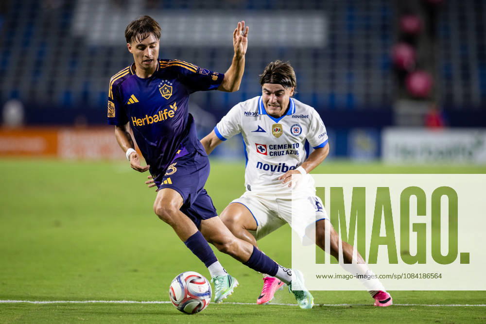 Los Angeles Galaxy v Cruz Azul Frindly Match Julian Aude 3 of Los Angeles Galaxy is pressured by Luka Romero 18 of Cruz Azul battle for the ball during the friendly football match between Los Angeles Galaxy and Cruz Azul at Dignity Health Park. on October 4, 2026 in Carson, California. (Photo by Arturo Cordero Eyepix Group)