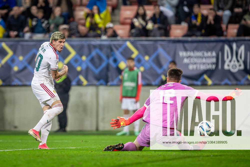 UKRAINE - HUNGARY Milan Toth of Hungary and Vasas scores a goal and Anatoliy Trubin of Ukraine and SL Benfica during UEFA Nations League - League B - Group B2 - Matchday 4 - football match between Ukraine and Hungary. Anton Malatinsky Stadium, City Arena, Trnava, Slovakia, October 05, 2026. Photo by Branislav Racko