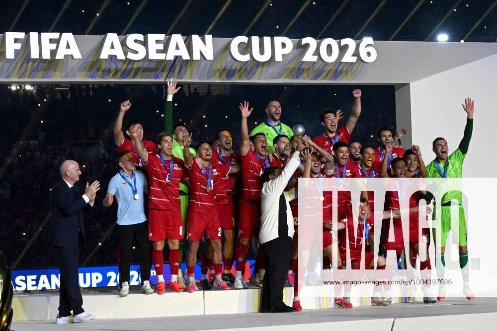 (261006) -- JAKARTA, Oct. 6, 2026 -- FIFA President Gianni Infantino (1st L) accompanies Indonesian President Prabowo Subianto (front, 2nd L) for presenting the trophy to Indonesian team players during the awarding ceremony after the FIFA ASEAN Cup 2026 Division 1 for Final Match between Indonesia and Thailand at Gelora Bung Karno Stadium, Jakarta, Indonesia, Oct. 5, 2026. ) (SP)INDONESIA-JAKARTA-FOOTBALL-FIFA ASEAN CUP 2026-DIVISION 1-FINAL-INDONESIA VS THAILAND AgungxKuncahyaxB.