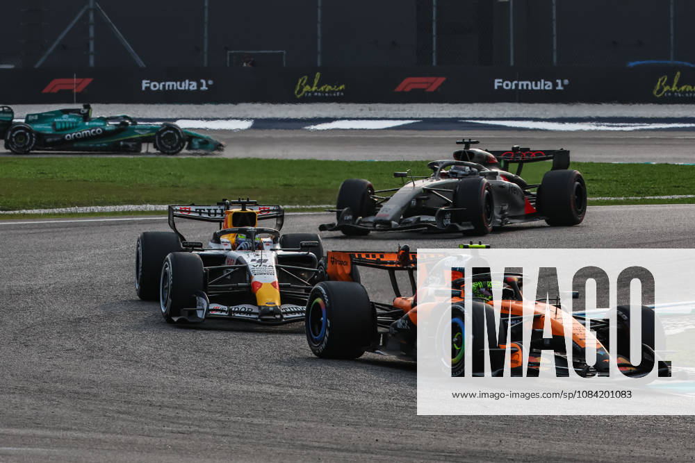 SEPANG, SGR - OCTOBER 04: Lando Norris of Great Britain and McLaren Mastercard F1 Team in action during the race of the Formula 1 Gulf Air Bahrain Grand Prix on October 04, 2026 held at Sepang International Circuit in Sepang, Malaysia. (Photo by Hazrin Yeob Men Shah Icon Sportswire) AUTO: OCT 04 F1 Bahrain Grand Prix in Malaysia Icon3782610048191