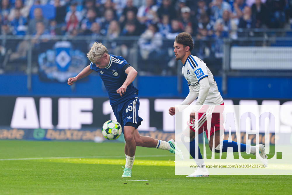 Gunnar Orri Olsen, FC Copenhagen, 45; Otto Stange, Hamburger SV, 19; GER, Hamburger SV vs. FC Copenhagen, soccer, friendly match, 2026–2027 season, October 4, 2026 GER, Hamburger SV vs. FC Copenhagen, soccer, friendly match, 2026–2027 season, October 4, 2026 Hamburg