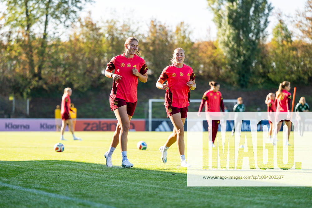 GER, Soccer, Women, Practice, DFB German National Team Melissa Kössler, Germany; Marie Müller, Germany; Heidelberg; ASV Eppelheim; Baden-Württemberg, Germany