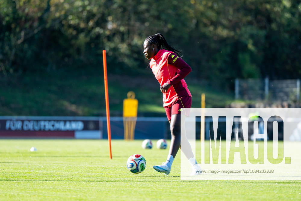 GER, Soccer, Women, Practice, DFB German National Team, Nicole Anyomi, Germany on the Ball, Heidelberg, ASV Eppelheim, Baden-Württemberg, Germany