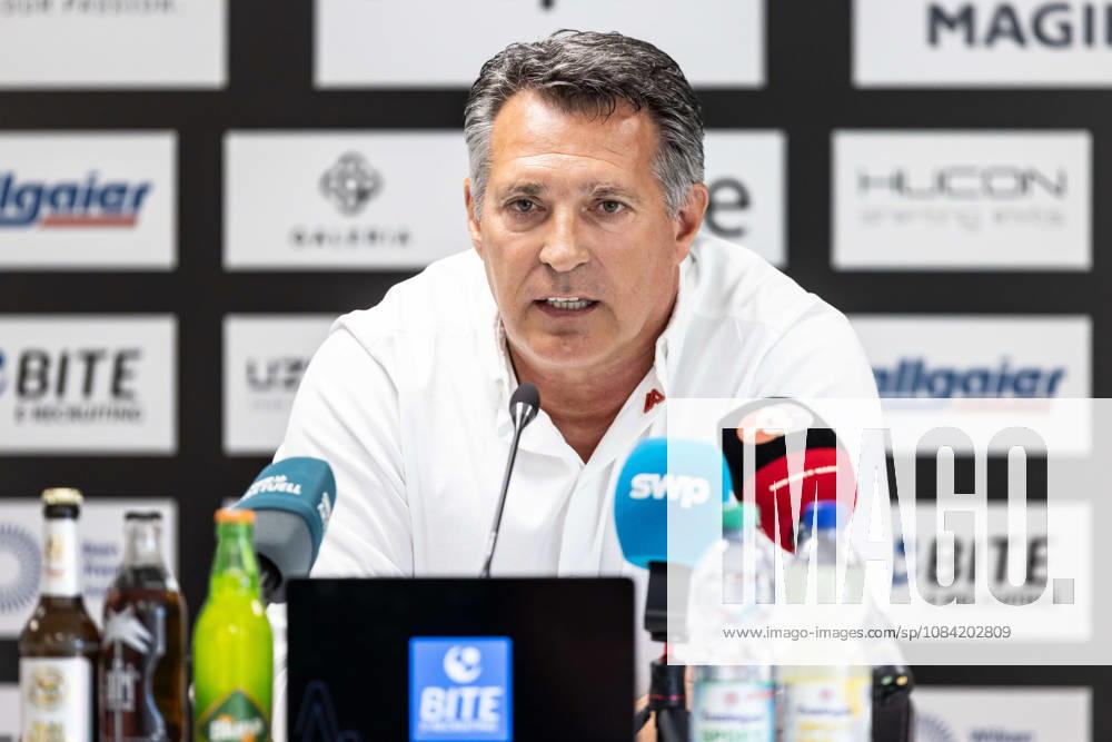 Press Conference: SSV Ulm 1846 Soccer – Introduction of Alois Schwartz, Soccer, Regionalliga Southwest, Donaustadion, Ulm, October 6, 2026; cropped single image, portrait of Alois Schwartz, SSV Ulm 1846 soccer, coach and sporting director; press conference, SSV Ulm 1846 soccer, introduction of Alois Schwartz, Soccer, Southwest Regional League, Donaustadion Ulm, October 26, 2006; Photo by Lucca Fundel, Ulm, Donaustadion, Baden-Württemberg, Germany