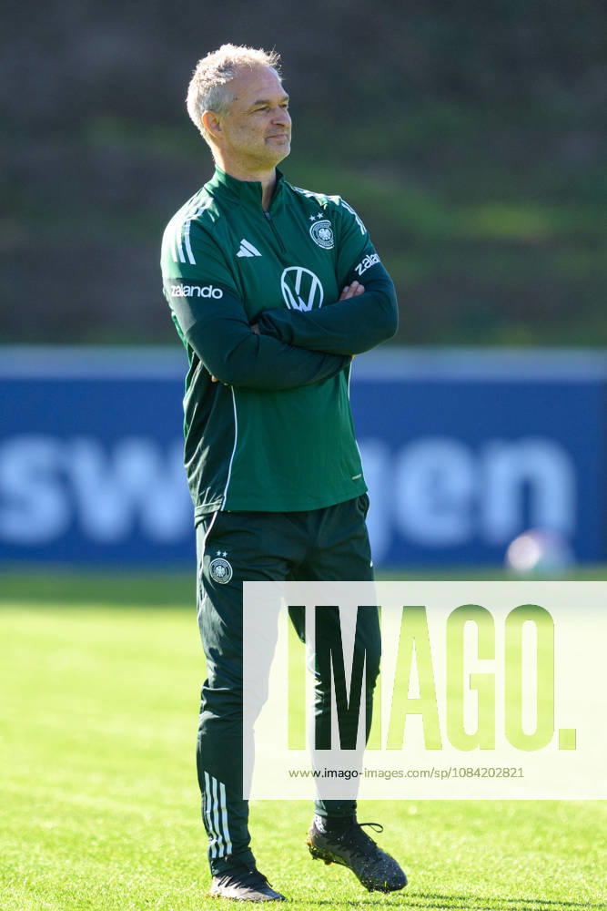 Soccer, National Team, Women, 20261006, Fraining DFB Women Pictured: Germany National Team Coach Christian Wück, Eppelheim ASV, Eppelheim, Baden-Württemberg, Germany