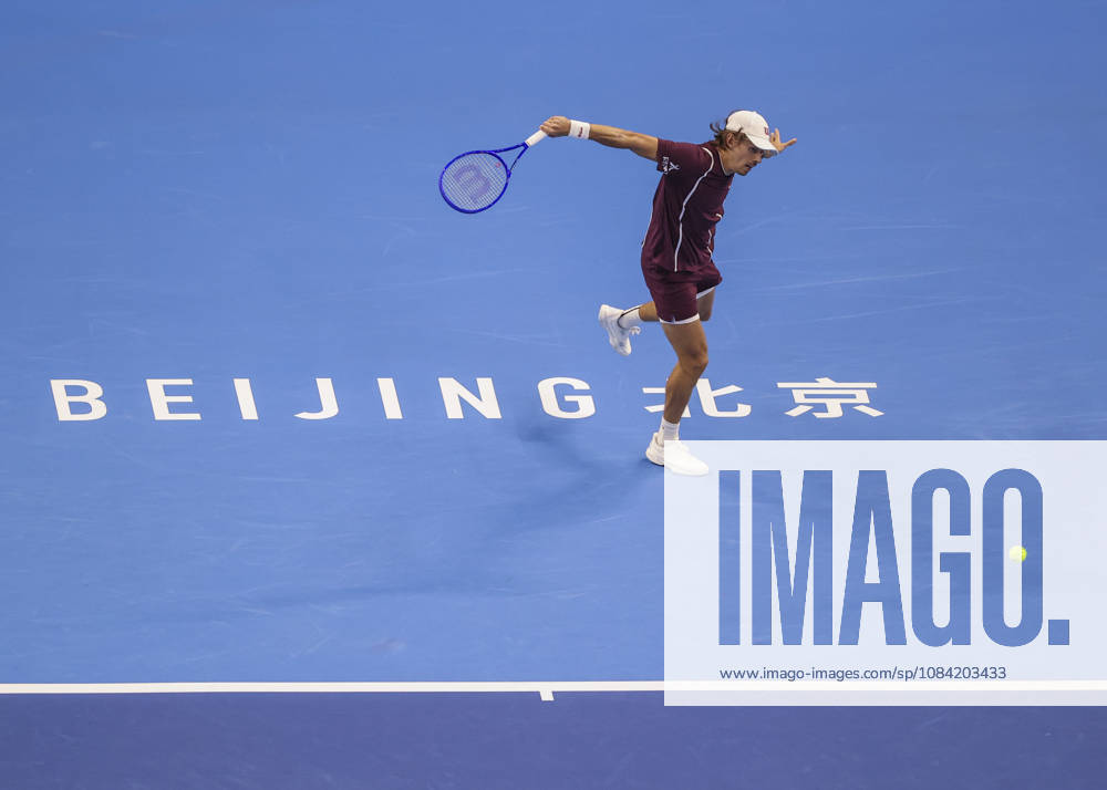 (261006) -- BEIJING, Oct. 6, 2026 -- Alex de Minaur of Australia hits a return during the men s singles final match against Novak Djokovic of Serbia at 2026 China Open tennis tournament in Beijing, China, Oct. 6, 2026. (Photo by Xinhua) (SP)CHINA-BEIJING-TENNIS-CHINA OPEN-MEN S SINGLES-FINAL(CN) MaxZihan