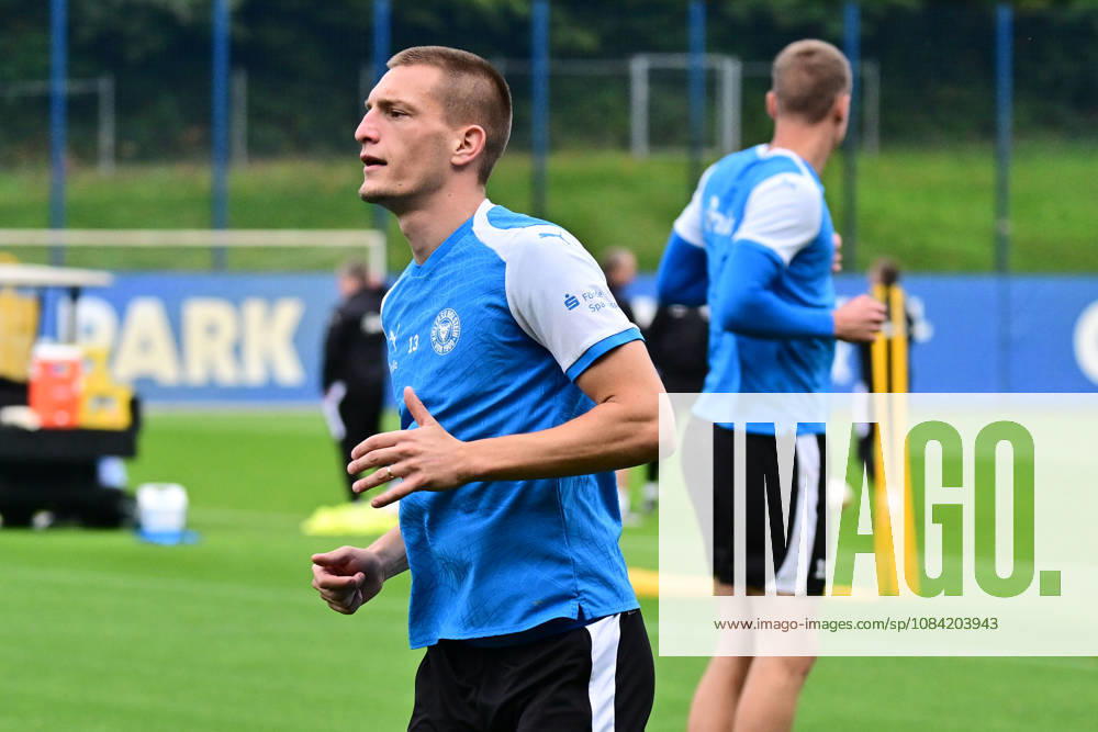 Soccer, Men s, 2. Bundesliga, 2026–2027 Season, Holstein Kiel Practice, KSV Ivan Nekic Kiel, near Holstein Stadium Projensdorf, Training Center, Northern Schleswig-Holstein, Germany