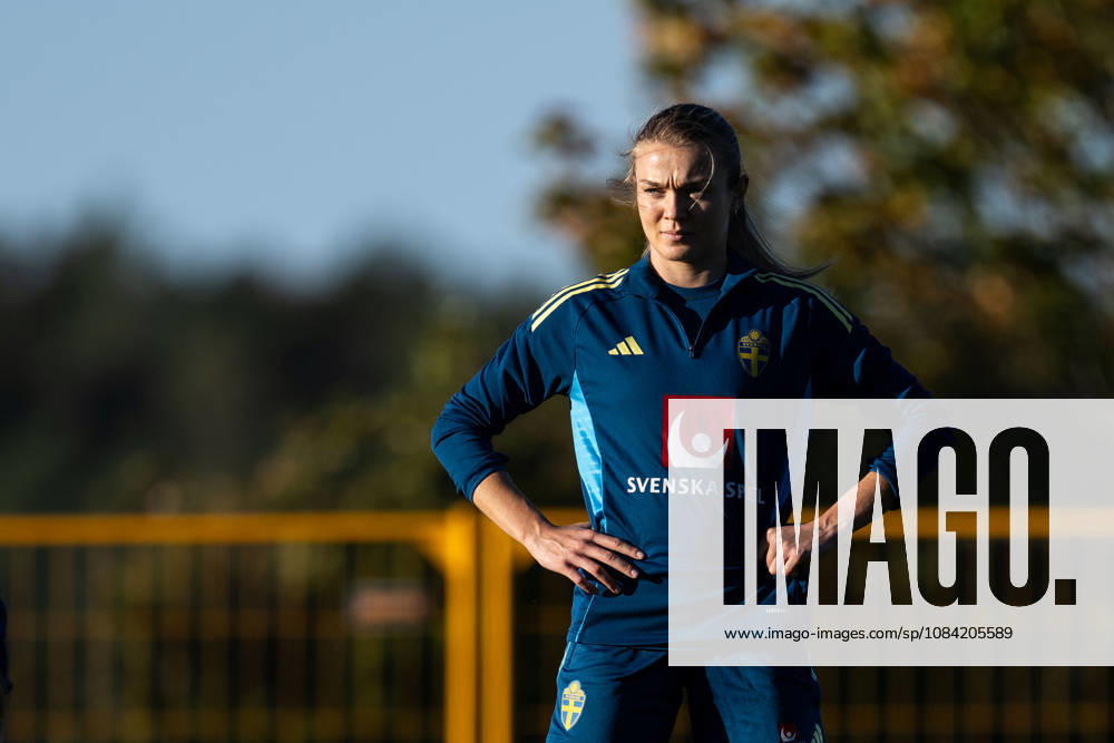 Beata Olsson of the Swedish women’s national soccer team during a training session on October 6, 2026 in Stockholm. Photo by Emma Wallskog, BILDBYRAN, code EW EW0714: soccer, football, fotball, World Cup qualifiers, FIFA Women’s World Cup qualifier, training, Sweden, women’s team, bbeng