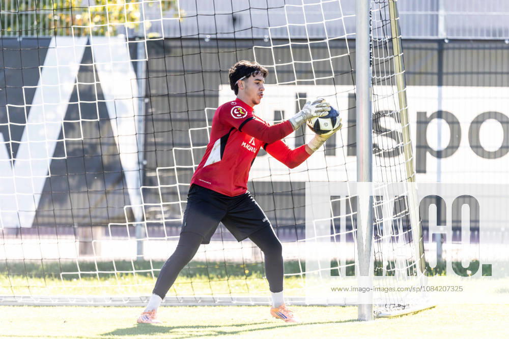 SSV Ulm 1846 Soccer Practice with Alois Schwartz, Soccer, Southwest Regional League, Ulm Training Field, October 6, 2026; U19 player, goalkeeper Danilo Margheriti, SSV Ulm 1846 Soccer; 48 players at the Regional League team’s training session; SSV Ulm 1846 Soccer training with Alois Schwartz, Soccer, Southwest Regional League, Ulm Training Ground, October 26, 2006; Photo by Lucca Fundel; Ulm Training Ground, Baden-Württemberg, Germany