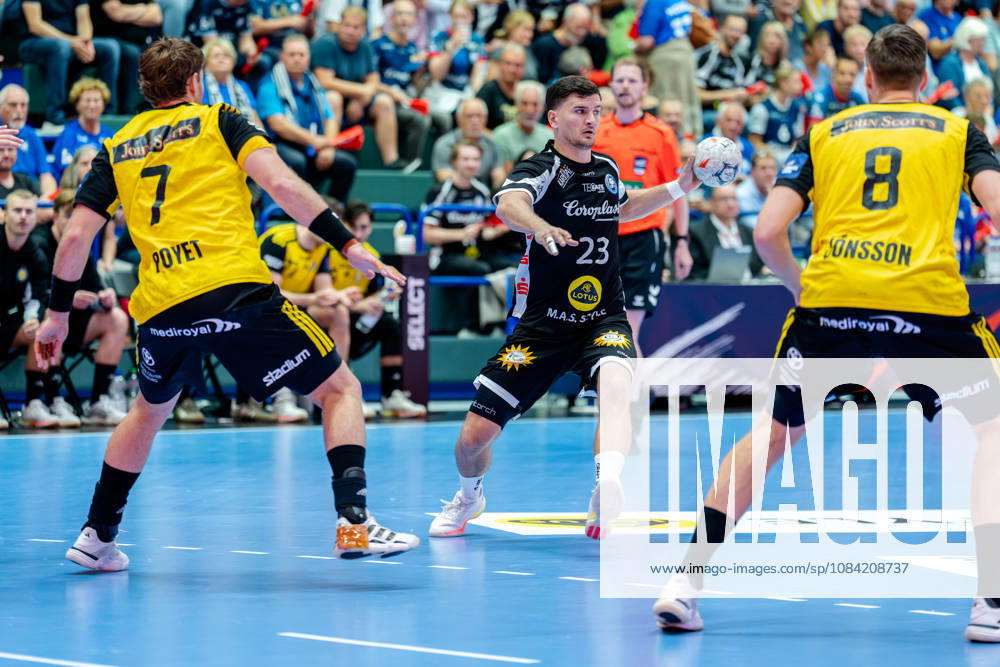 Solingen, October 6, 2026, Handball, Men s, EHF, European League, Group Stage, Matchday 2, 2026–2027, Bergischer HC vs. IK Sävehof, Janik Schrader (Bergischer HC), 23 during the game