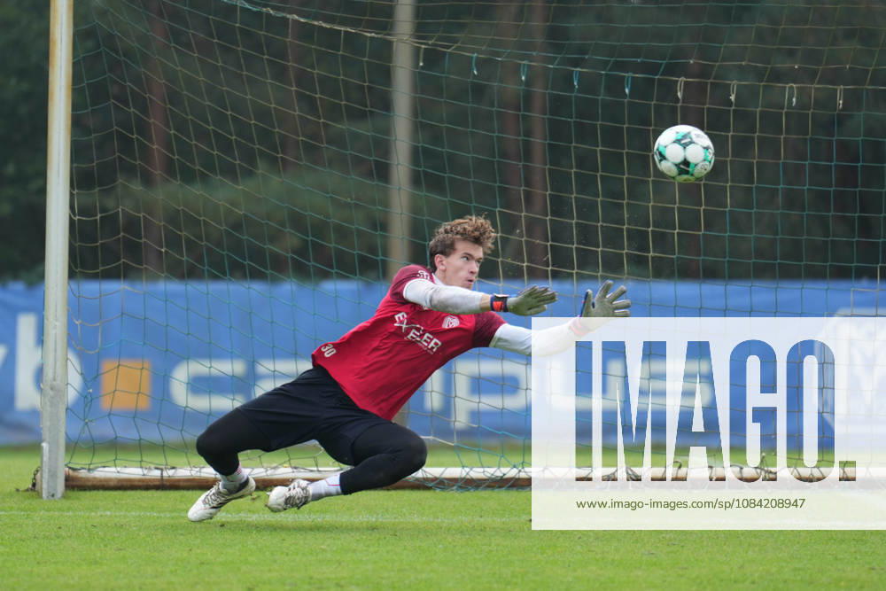 German Soccer, Training Session, 3rd Division, 2026–2027 Season, NVB Campus, SV Meppen, Tuesday, October 6, 2026, Morning Training: Timo Schmitz (SV Meppen) Saves 30 Shots