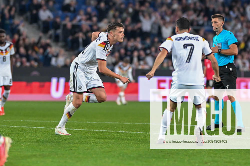 U-21 International Match 26-27: Germany vs. Georgia on October 6, 2026, at the SchücoArena in Bielefeld. Cheers, goal celebrations, goal scorers, goal scorer Dzenan Pejcinovic. Germany celebrates after his goal to make it 2-0. MT