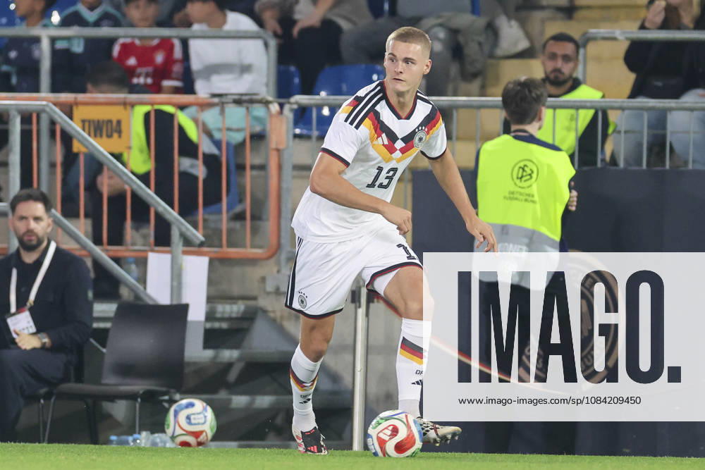 Tom Rothe of Germany controls the ball during the UEFA Under-21 EURO qualifier between Germany U21 and Georgia U21 at Almstadion on October 6, 2026, in Bielefeld, Germany. Photo by Marco Steinbrenner, DeFodi Images