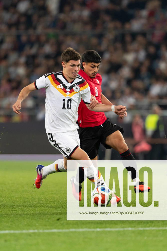 GER, Germany U21 vs. Georgia U21 Mert Kömür, Germany U21, 10 individual plays, full-body, ball at his feet, Bielefeld, SchücoArena, Bielefeld, Germany