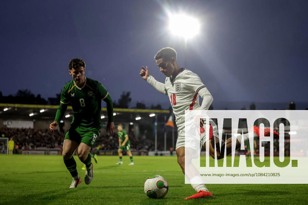 2027 UEFA Under 21 European Qualifier, Munster FA Turner s Cross, Cork 6 10 2026 Republic of Ireland vs England Ireland s Jamie Mullins and England s Josh King in action Jamie Mullins and Josh King in action 6 10 2026