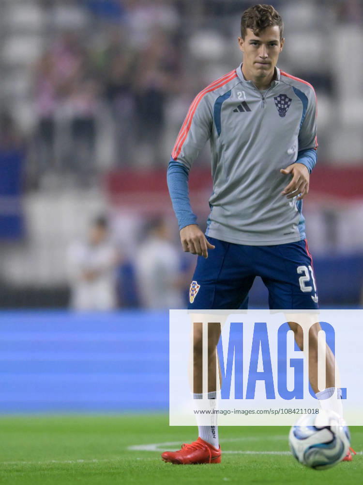 Croatia v Spain - UEFA Nations League 2026 27 Group A3 MD4 Luka Sucic of Croatia warms up prior to the UEFA Nations League 2026 27 group phase match between Croatia and Spain at Stadion Poljud on October 6, 2026 in Split, Croatia. IgorxSoban PIXSELL