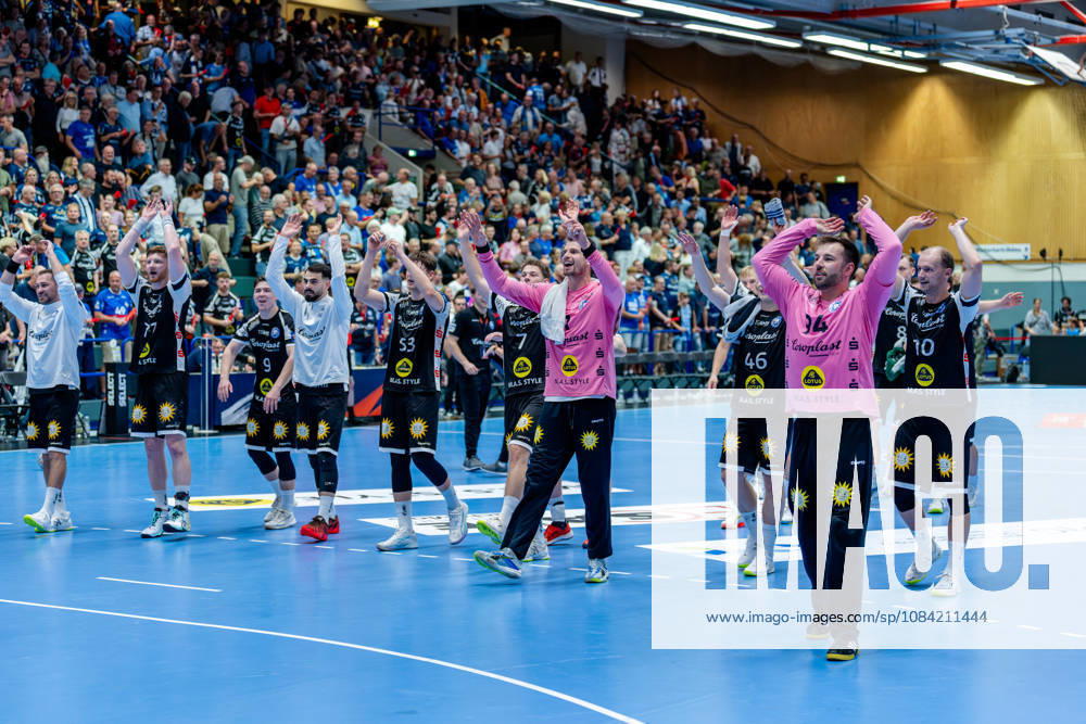 Solingen, October 6, 2026, Handball, Men s, EHF, European League, Group Stage, Matchday 2, 2026–2027, Bergischer HC vs. IK Sävehof. Great celebration among the BHC team after the victory.