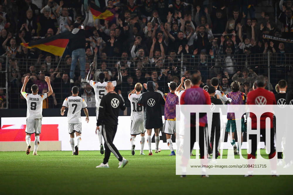 Victory celebrations, cheers, celebrating, joy, cheers, Germany, international soccer match, U21, European Championship qualifiers, Germany vs. Georgia 2–0 on October 6, 2026, Schüco Arena, Bielefeld, Â