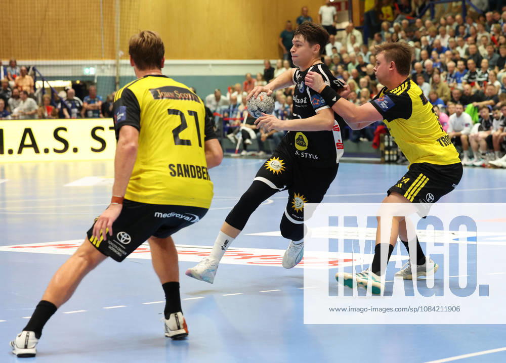 From left: David Sandberg (IK Saevehof 21), Soeren Steinhaus (Bergischer HC 53), Tobias Trommler (IK Saevehof 14 GER), Bergischer HC 06 vs. IK Saevehof, Handball, EHF Europa League 2026–27, Matchday 2, 2026–2027 season, October 6, 2026 GER, Bergischer HC06 vs. IK Saevehof, Handball, EHF Europa League 2026–27, Matchday 2, 2026–2027 season, October 6, 2026 Solingen Mitte