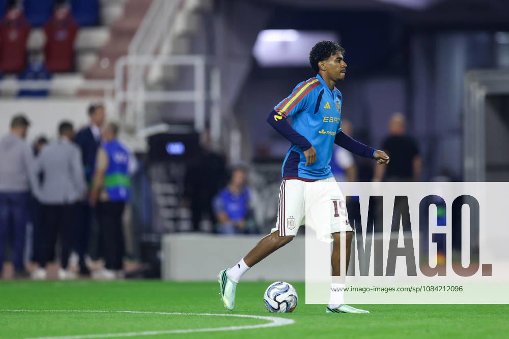 Croatia v Spain - UEFA Nations League 2026 27 Group A3 MD4 Lamine Yamal of Spain warms up prior to the UEFA Nations League 2026 27 group phase match between Croatia and Spain at Stadion Poljud on October 6, 2026 in Split, Croatia. SanjinxStrukic PIXSELL