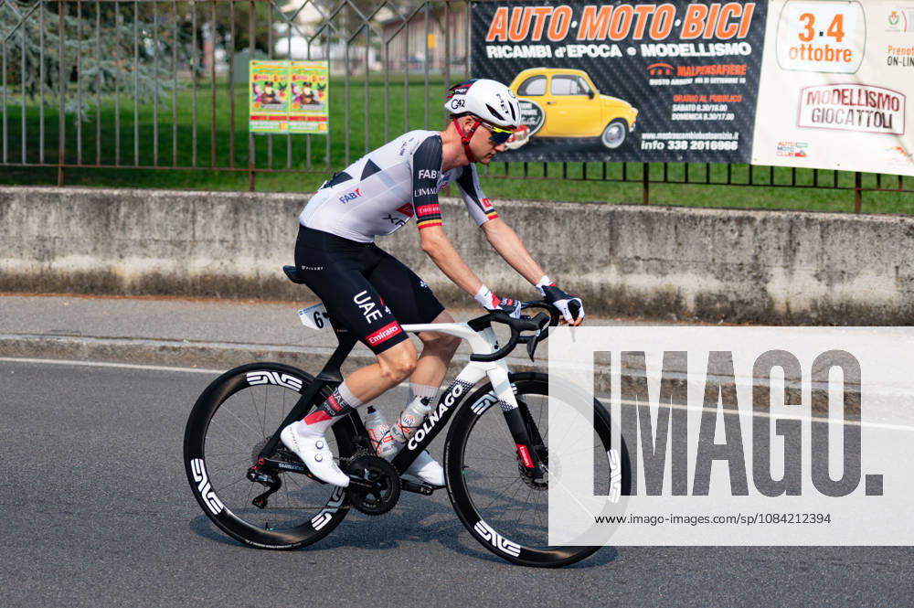 IPA89374866 - WELLENS Tim, UAE TEAM EMIRATES XRG at the start of the 2026 Tre Valli Varesine in Busto Arsizio, Italy, on October 6, 2026