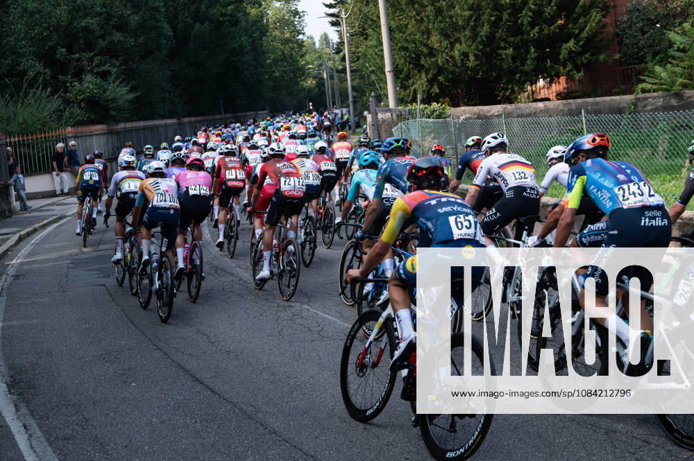 IPA89375178 - The peloton during the 2026 Tre Valli Varesine in Varese, Italy, on October 6, 2026