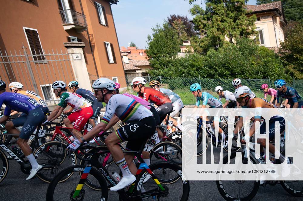 IPA89375179 - Brandon Mcnulty of UAE TEAM EMIRATES XRG in the middle of the peloton during the 2026 Tre Valli Varesine in Varese, Italy, on October 6, 2026