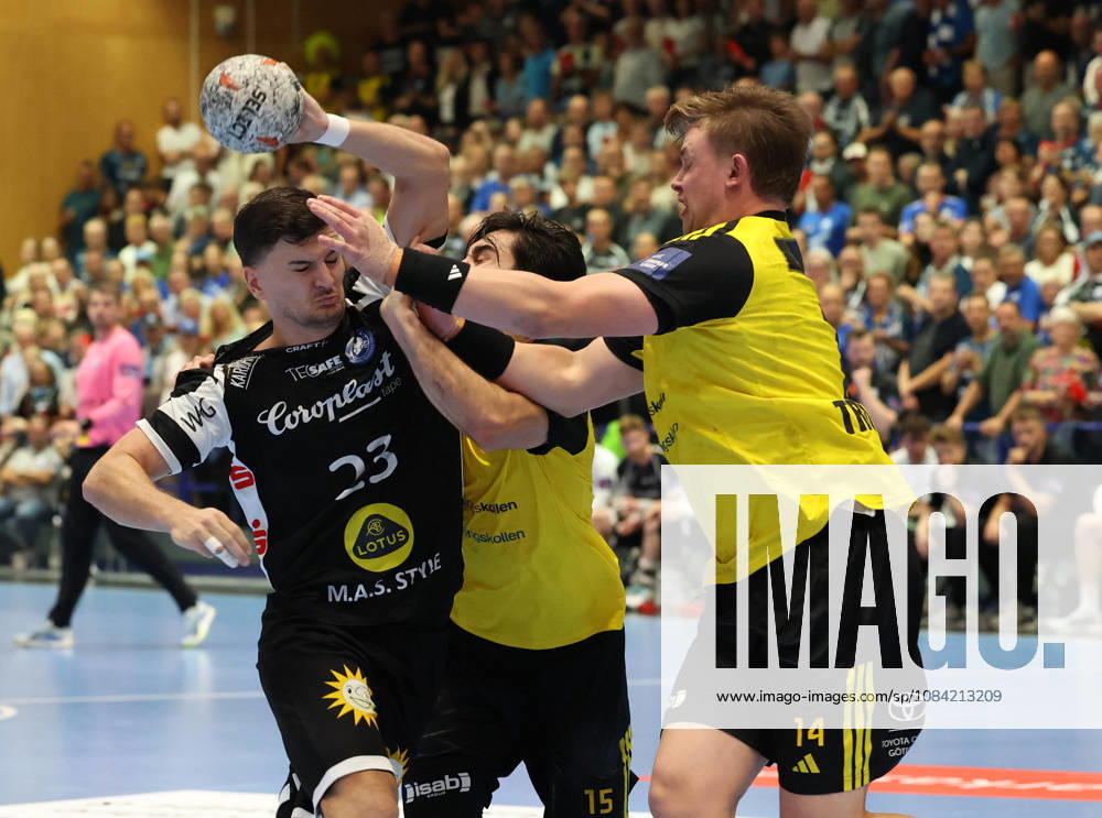 From left: Janik Schrader, Bergischer HC 23; Sebastian Durlanu, IK Saevehof 15; Tobias Trommler, IK Saevehof 14 GER, Bergischer HC06 vs. IK Saevehof, Handball, EHF Europa League 2026–27, Matchday 2, 2026–2027 season, October 6, 2026 GER, Bergischer HC06 vs. IK Saevehof, Handball, EHF Europa League 2026–27, Matchday 2, 2026–2027 season, October 6, 2026 Solingen Mitte