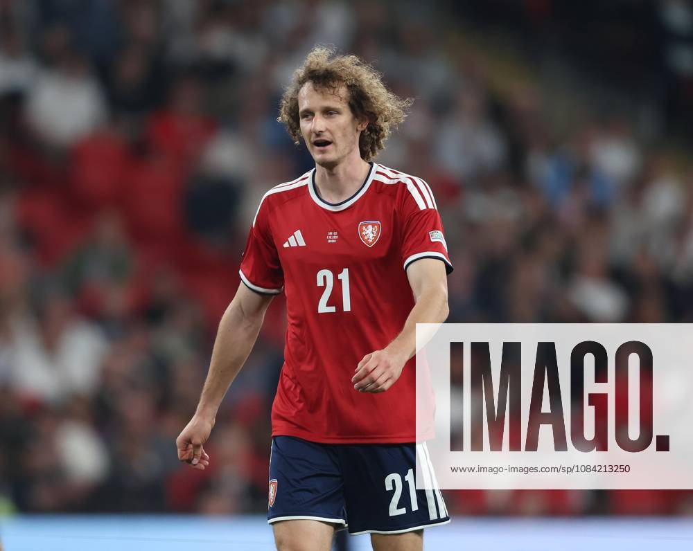 UEFA Nations League - England v Czechia LONDON, ENGLAND, OCTOBER 6: Alex Kral of Czechia national team, Nationalteam during The UEFA Nations League match in Group A3 between England v Czechia at Wembley Stadium, London, England, on October 6. (Photo by Daniel Weir) London Wembley Stadium England