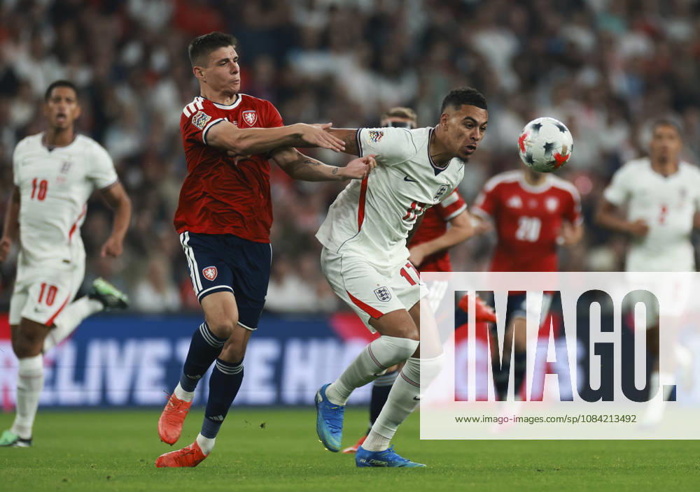 England v Czech Republic, UEFA Nations League, League A - Group 3 London, UK: England v Czech Republic, UEFA Nations League, League A - Group 3, Wembley Stadium. 6 October 2026 Photograph by Marc Aspland for The Times & The Sunday Times Morgan Rogers of England and JiA¿í Sláma Of Czech Republic