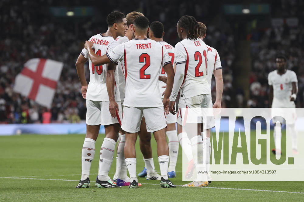 England v Czechia UEFA Nations League The England players celebrate their sides 1st goal during the UEFA Nations League match at Wembley Stadium, London 06 10 2026 UK Newspapers OUT