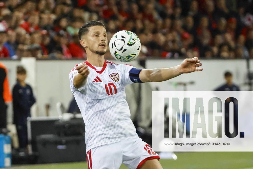 Enis Bardhi, North Macedonia, 10 on the ball, Switzerland, UEFA, Nations League, Matchday 4, Switzerland vs. North Macedonia, October 6, 2026, Luzern Swissporarena, Switzerland
