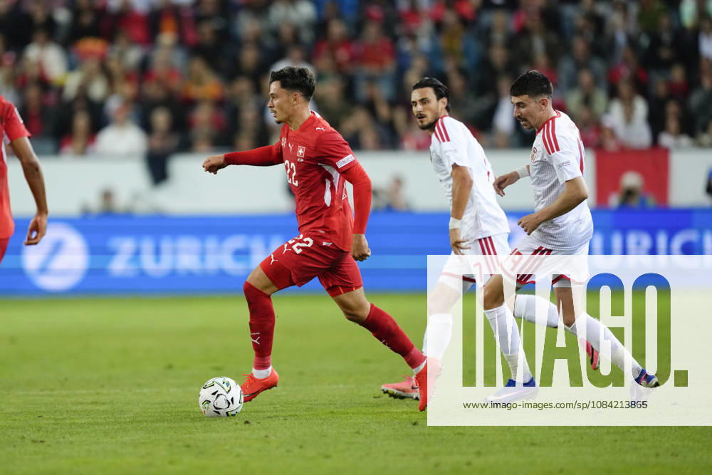 Fabian Rieder (22 SUI) against Eljif Elmas (7 MKD) and Ljupche Doriev (19 MKD) during the UEFA Nations League match between Switzerland and North Macedonia at thermoplan arena on October 06, 2026 in Luzern, Switzerland.