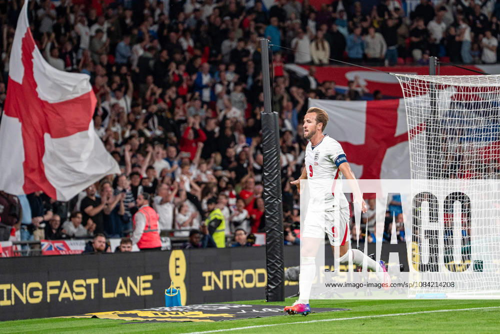 UEFA Nations League, England vs. Czech Republic, Harry Kane, England, goal celebration after England s 2-0 lead, London