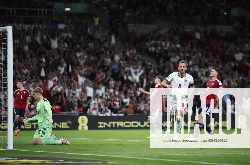England v Czech Republic, UEFA Nations League, League A - Group 3 London, UK: England v Czech Republic, UEFA Nations League, League A - Group 3, Wembley Stadium. 6 October 2026 Photograph by Marc Aspland for The Times & The Sunday Times Harry Kane of England scores and celebrates scoring his teams 2nd goal 2-0