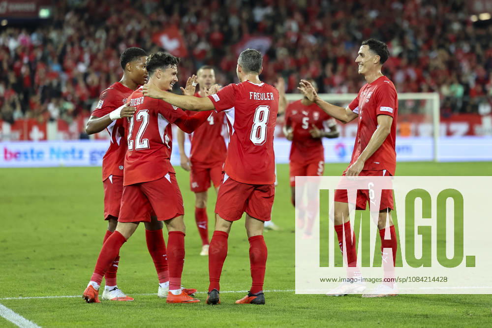 Goal celebration in Switzerland after Fabian Rieder s 1-0 goal, Switzerland, 22, joy, excitement, positive emotions, goal, Switzerland, UEFA, Nations League, Matchday 4, Switzerland vs. North Macedonia, October 6, 2026, Lucerne Swissporarena, Switzerland