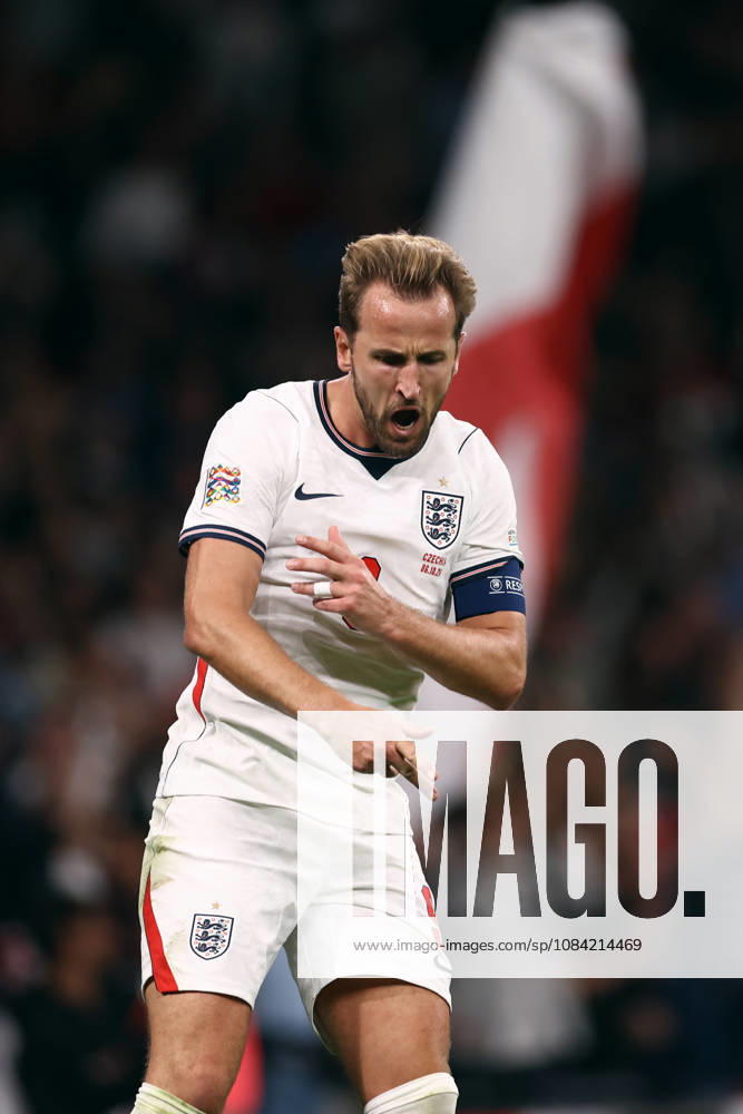 England gegen Tschechien, 6. Oktober 2026, Wembley, UEFA Nations League, England gegen Tschechien: Harry Kane von England jubelt, nachdem er das zweite Tor für seine Mannschaft erzielt hat. Foto: Jacques Feeney, Offside, London, Großbritannien