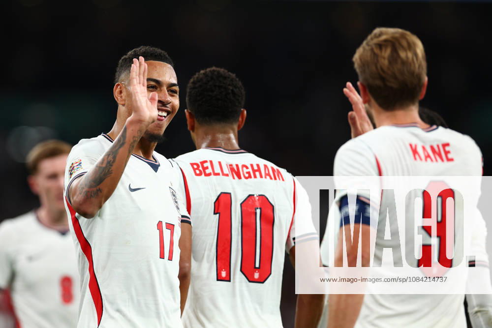 UEFA Nations League: England v Czech Republic LONDON, UK - 6th Oct 2026: Harry Kane of England celebrates scoring his side s second goal with team mate Morgan Rogers during the UEFA Nations League Group A3 match between England and Czech Republic at Wembley Stadium London Wembley Stadium England United Kingdom