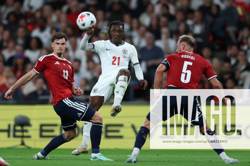 Eberechi Eze of England with Lukas Ambros of Czechia England v Czech Republic - UEFA Nations League - League A - Group 3. Football. Wembley Stadium, London, UK. 6 OCT 2026Wembley Wembley Stadium LONDON United Kingdom