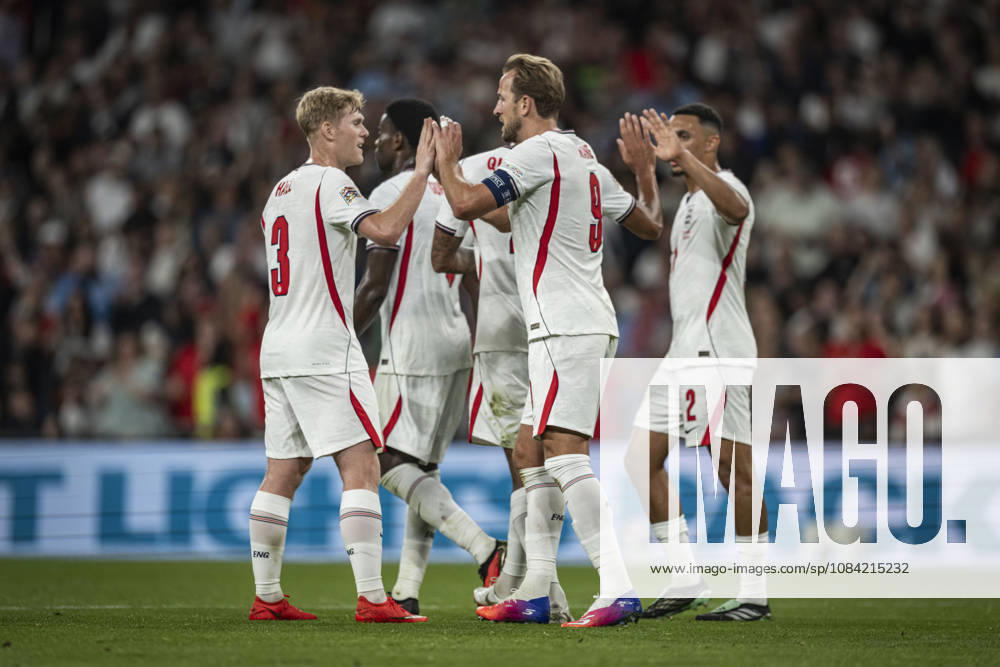 6th October 2026; Wembley Stadium, London, England; UEFA Nations League Football, England versus Czech Republic; Harry Kane of England celebrates with his team after scoring past Lukas Hornicek of Czech Republic in the 40th minute to make the score 2-0 GodfreyxPitt