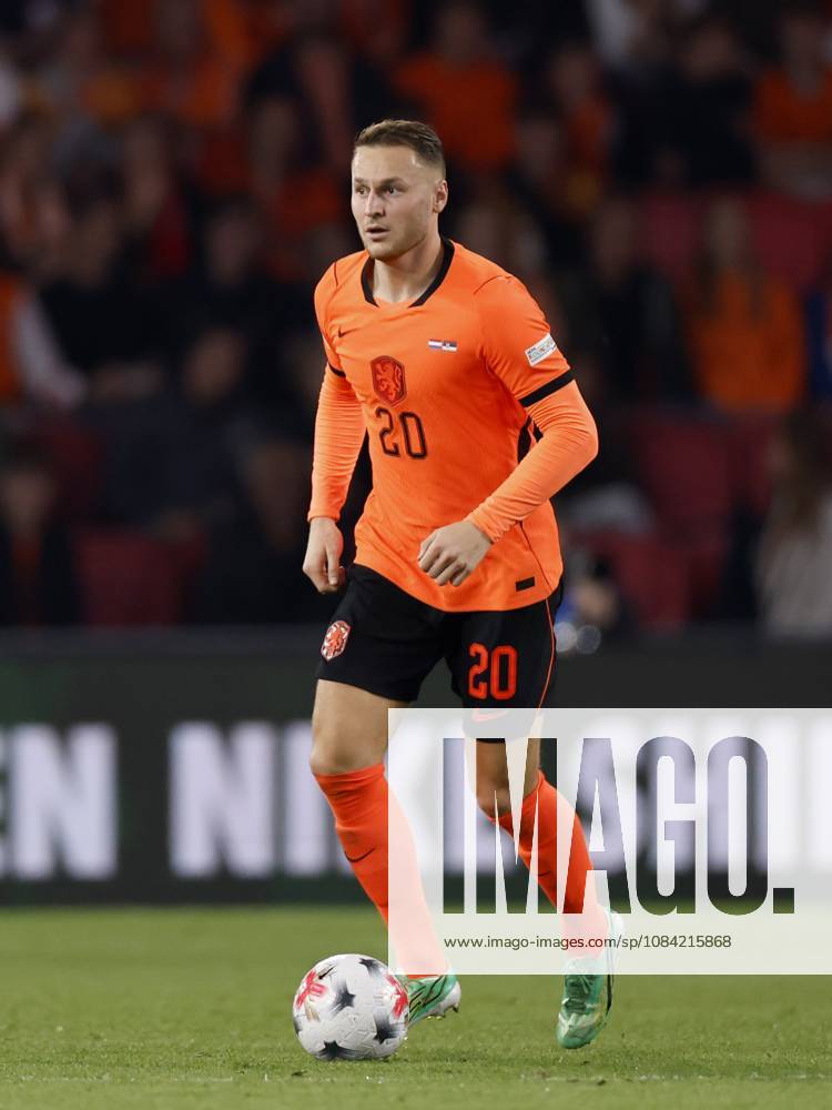 EINDHOVEN - Teun Koopmeiners of the Netherlands during the UEFA Nations League match between the Netherlands and Serbia at the Philips Stadium on October 4, 2026, in Eindhoven, the Netherlands. MAURICE VAN STEEN ANP UEFA Nations League 2026 27 ANPxSportx xMauricexvanxSteenxIVx 571706739 originalFilename: 571706739
