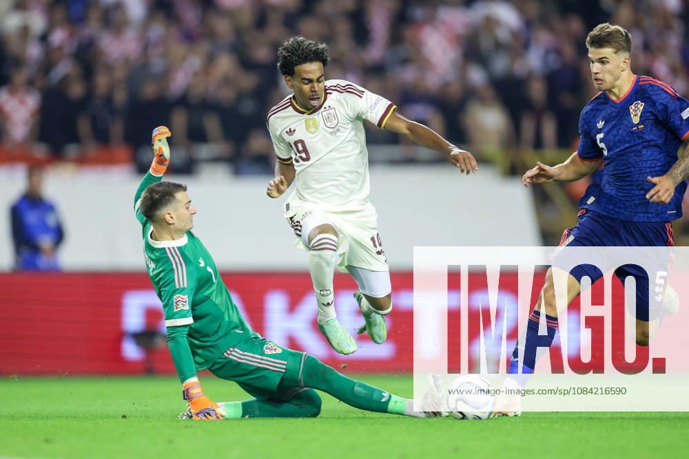 Croatia v Spain - UEFA Nations League 2026 27 Group A3 MD4 Lamine Yamal of Spain in action against Dominik Livakovic (L) and Luka Vuskovic (R) of Croatia during the UEFA Nations League 2026 27 group phase match between Croatia and Spain at Stadion Poljud on October 6, 2026 in Split, Croatia. SanjinxStrukic PIXSELL