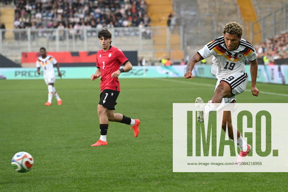 Paris BRUNNER (GER) vs. Vakhtang Salia (GEO) Action, Tackle, International Soccer Match, U21, European Championship Qualifiers, Germany vs. Georgia 2–0 on October 6, 2026, Schueco Arena, Bielefeld, Â