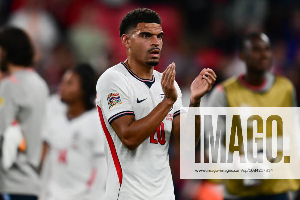 England v Czechia, UEFA Nations League England midfielder Morgan Gibbs-White (20) applauds the fans during the UEFA Nations League match between England and Czechia at Wembley Stadium, London, UK on 6 October 2026. London Wembley Stadium Greater London UK Editorial use only ,