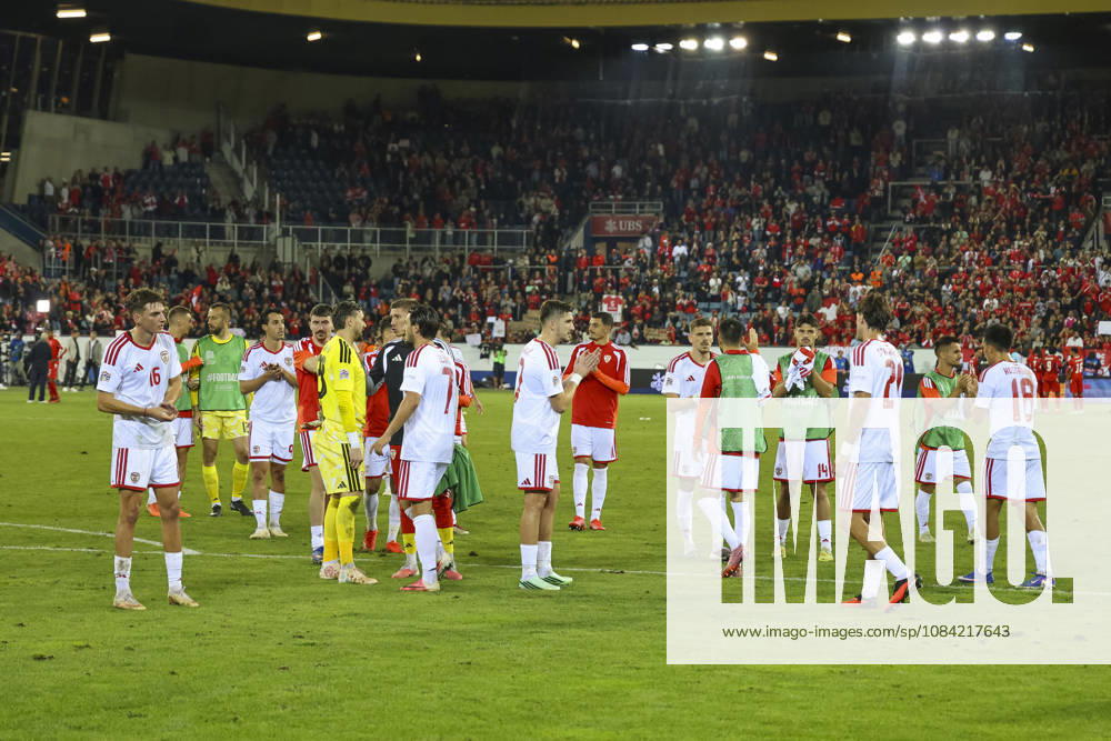 North Macedonia with the fans after the game, Switzerland, UEFA, Nations League, Matchday 4, Switzerland vs. North Macedonia, October 6, 2026, Swissporarena, Lucerne, Switzerland