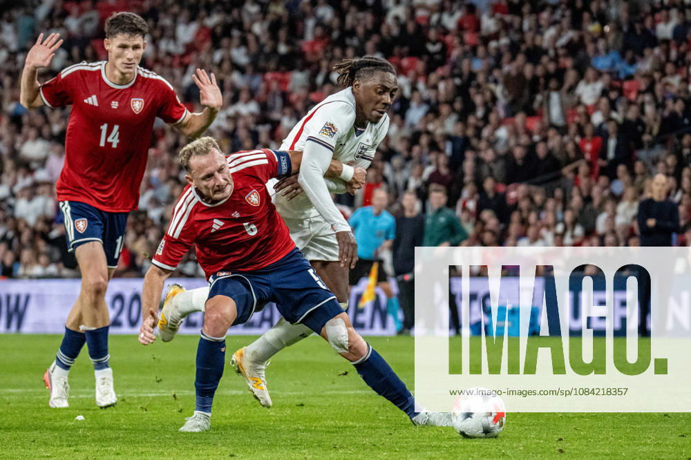 UEFA Nations League, England vs. Czech Republic: Eberechi Eze of England is fouled by Vladimir Coufal of the Czech Republic in the penalty area, but the referee—Serdar Gözübüyük from the Netherlands—does not award a penalty kick. Referee: London