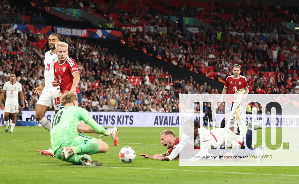 LukaÅ¡ HorniÄek (C) Vladimir Coufal (C) Eberechi Eze (E) at the England v Czechia UEFA Nations League Group 3 match, at Wembley Stadium, London, UK, on 6th October, 2026. .